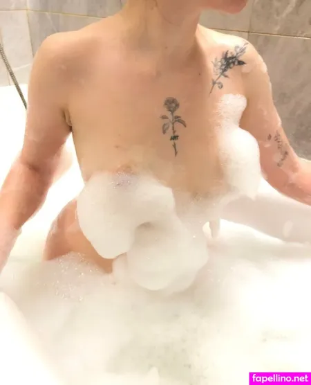 Marinamonroefree OnlyFans Thumbnail #PdHfs8ZQ95