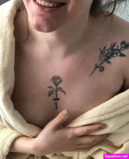 Marinamonroefree OnlyFans Thumbnail #yQhT4cUMKW