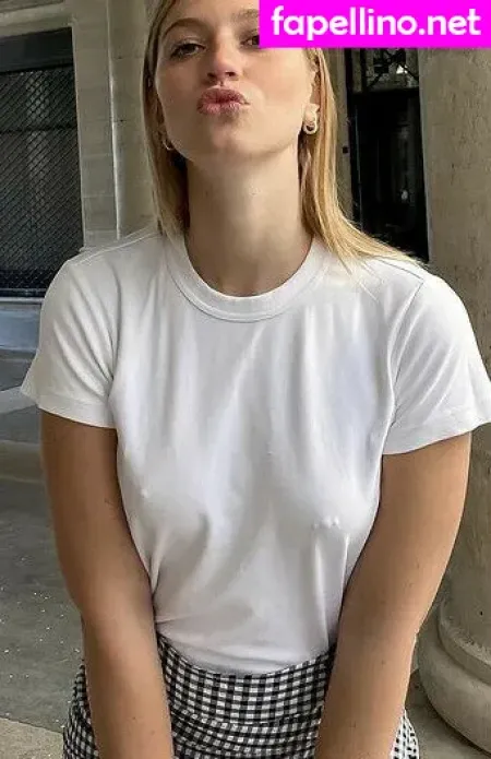 Marine Dauchez OnlyFans Thumbnail #Yp3COXcN57