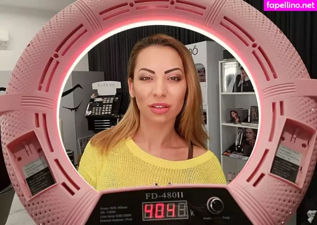 Marinela Adalbertova OnlyFans Thumbnail #Dv9neIb3Dd