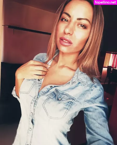 Marinela Adalbertova OnlyFans Thumbnail #wycKGoci6w