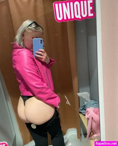 Mariniazzurrafree OnlyFans Thumbnail #gAgBN5J4cb