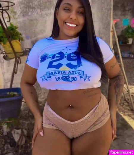 Marinnajulia OnlyFans Thumbnail #cJ3BOI8nFo