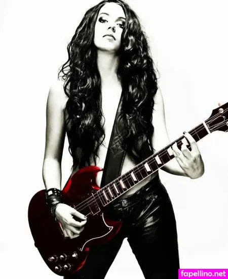 Marion Raven OnlyFans Thumbnail #FKBb12HWhF