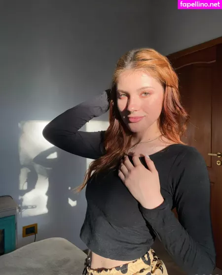 Mariposssa2002 OnlyFans Thumbnail #DMIOU9iiFu