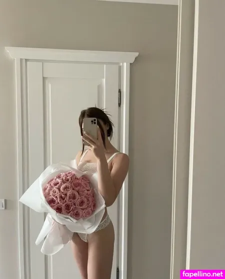 Maripsis OnlyFans Thumbnail #u3CWxOh3C3