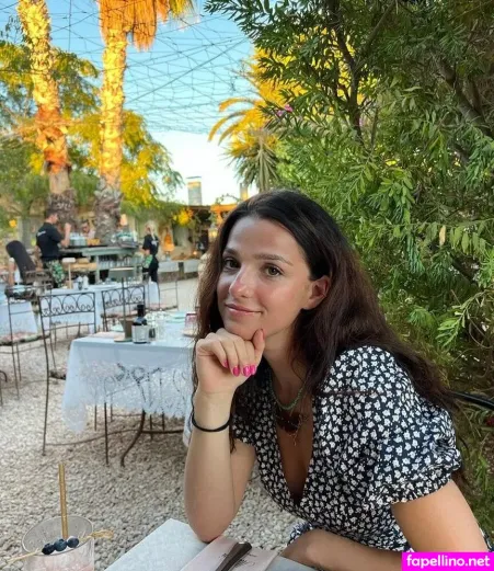 Marisa Abela OnlyFans Thumbnail #354wDzrzk5