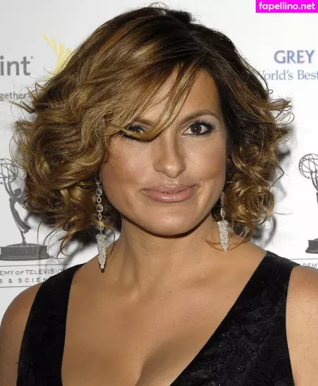 Mariska Hargitay OnlyFans Thumbnail #WmB5ulNCQO