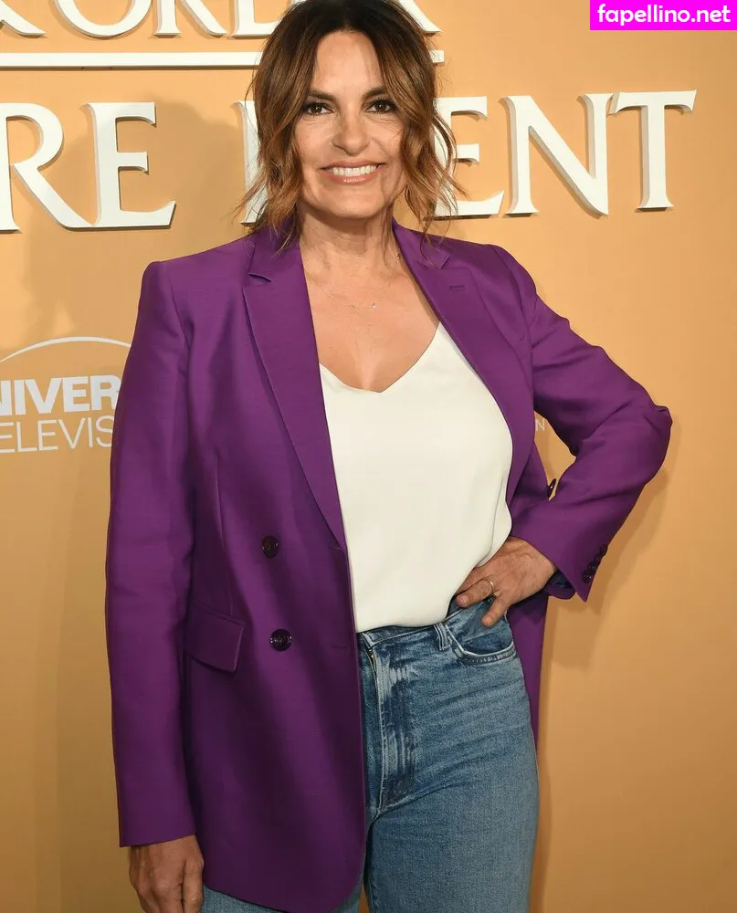 therealmariskahargitay Nude Leaked OnlyFans Photo #yY3brIKAwS