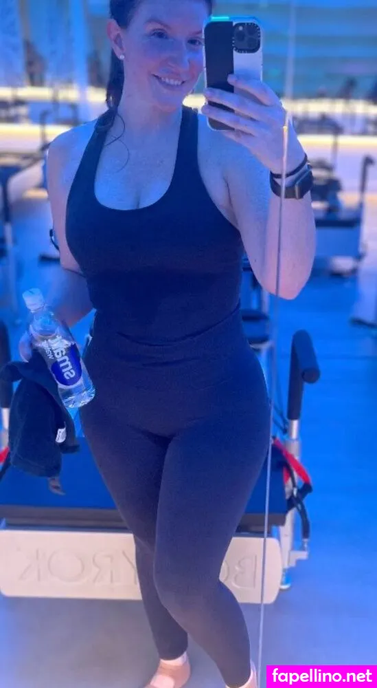 prissymiss.yy Nude Leaked OnlyFans Photo #4MI1SPRIYN