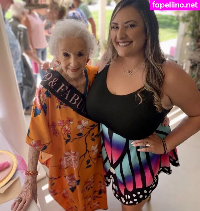 dopedrippedlips, marissamakes Nude Leaked OnlyFans Photo #dr3AfT7PFq