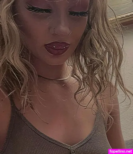 Marissaharing OnlyFans Thumbnail #o9WtedTftE