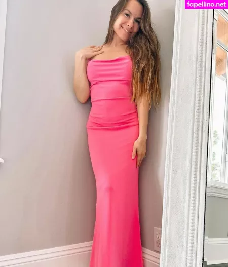 Mariya Turnell OnlyFans Thumbnail #QHnlEIywZW