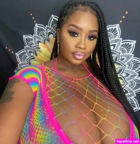 Mariyah Bleu OnlyFans Thumbnail #RpTsBRMPxy