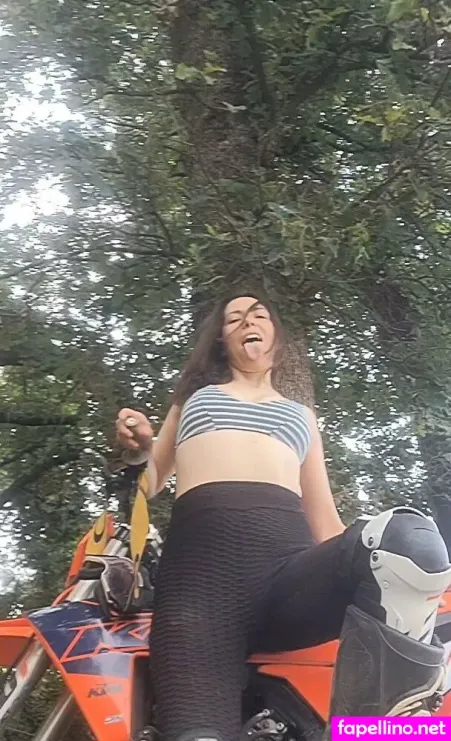 Marlaallcocksfree OnlyFans Thumbnail #OvmwAeoACy