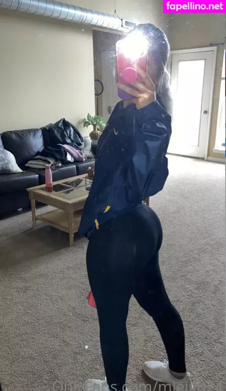 Marleigh Birchfield OnlyFans Thumbnail #sCg9vEA2Bq