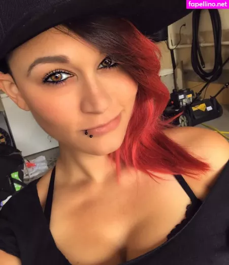 Marley Barbie OnlyFans Thumbnail #Mx0hV2uNZ2