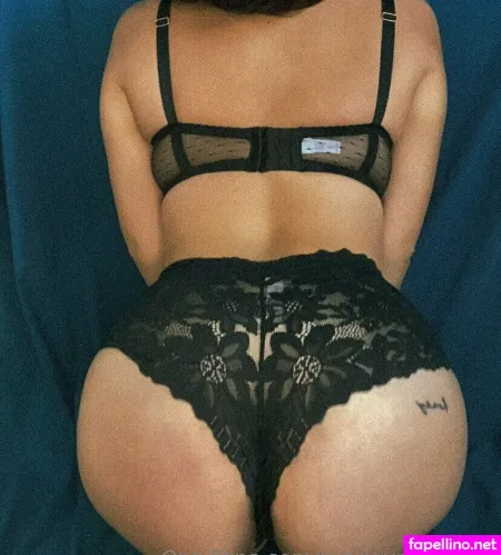 Marleymonroe8 OnlyFans Thumbnail #GYXZCiX9Xn