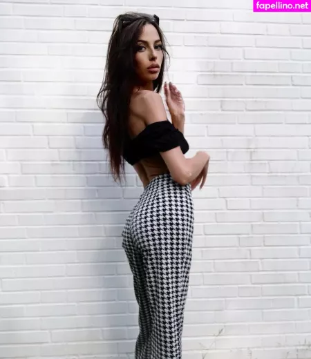 Marlinskaa OnlyFans Thumbnail #4RThkngUeq