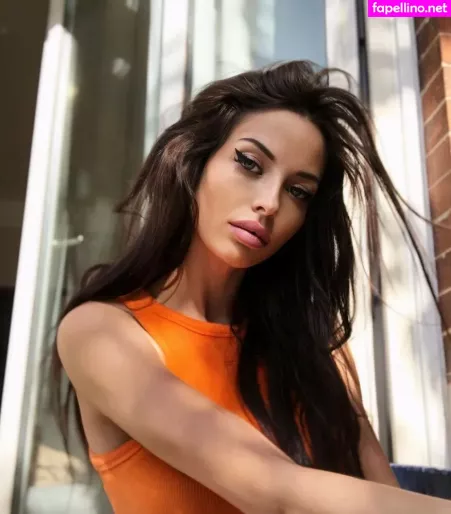 Marlinskaa OnlyFans Thumbnail #D4qvrj2z29