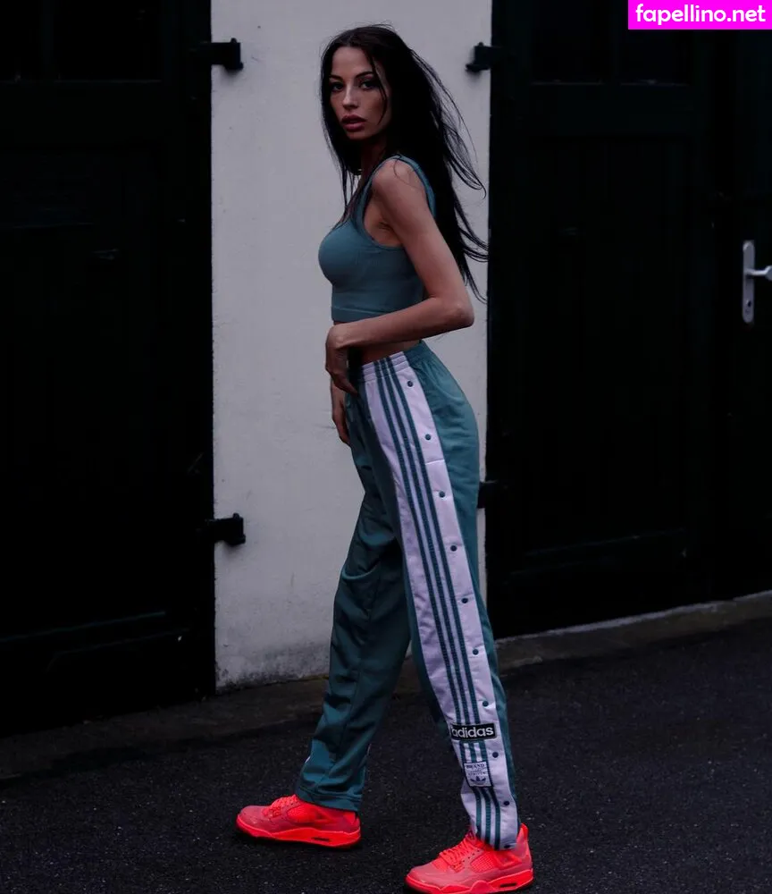 marinaa, marlinskaa Nude Leaked OnlyFans Photo #HPed42TsHw