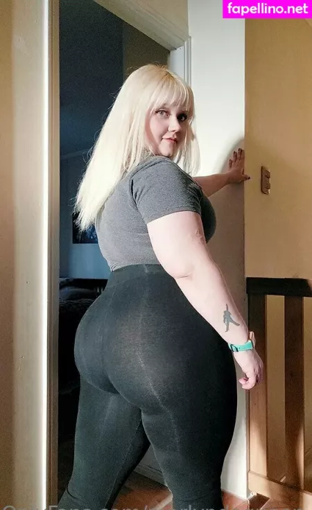 Marlyndequeen OnlyFans Thumbnail #IaV3gu3DJf