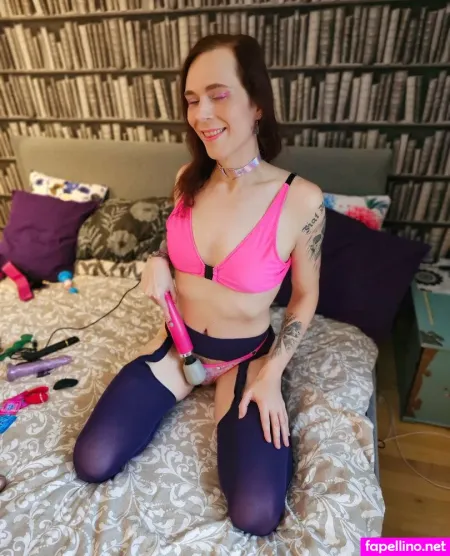 Marraskuutar OnlyFans Thumbnail #yOrBmwZNc9