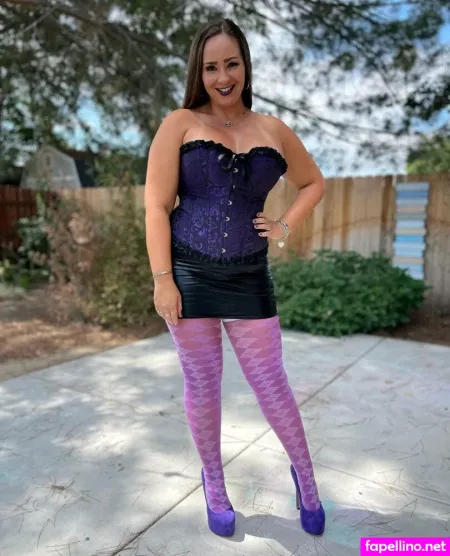 Marriedandheelsof OnlyFans Thumbnail #2kbtIlwKRy