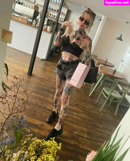 Marrllaa OnlyFans Thumbnail #KCQdnDr8cj