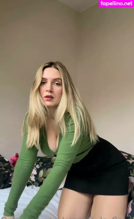 Marry Strawberry OnlyFans Thumbnail #mmrVUh5AZh