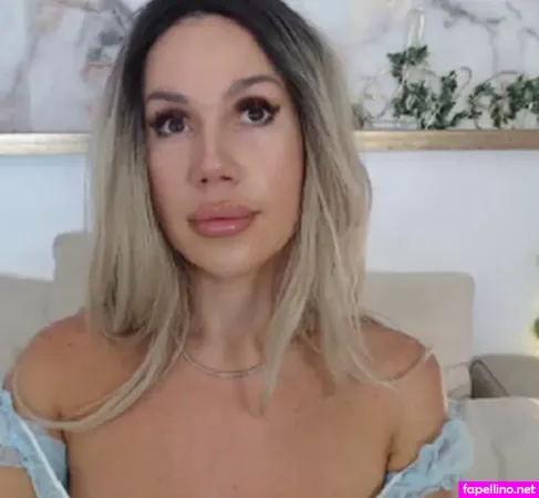 Marrylouanne OnlyFans Thumbnail #T4FvTuY9UD