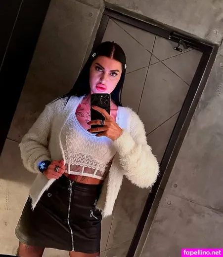 Marta Dream Girl OnlyFans Thumbnail #EwMAbJlDX6
