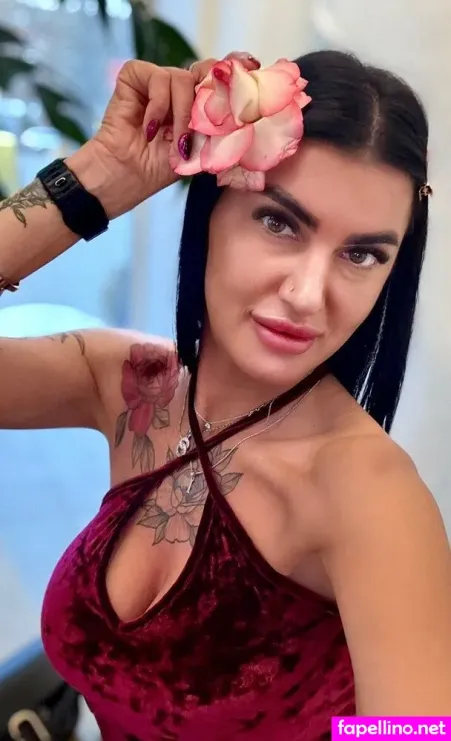 Marta Dream Girl OnlyFans Thumbnail #PaIcSOu93g