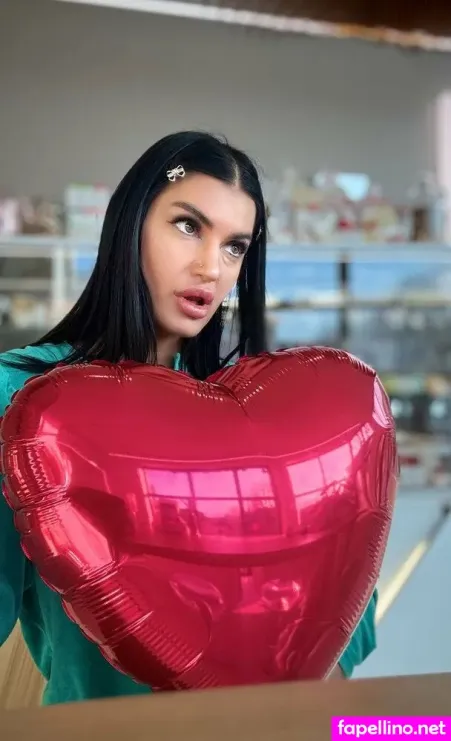 Marta Dream Girl OnlyFans Thumbnail #WqKiWekEn6