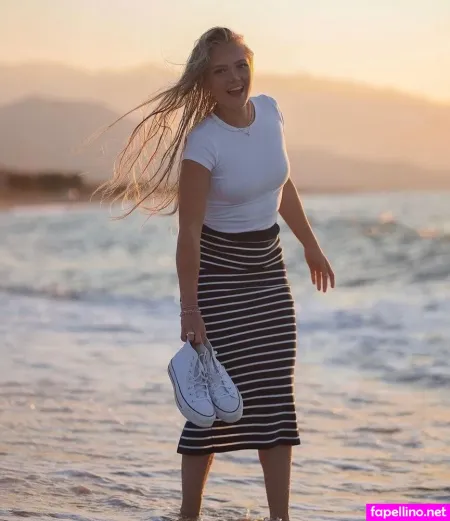 Marta Kc OnlyFans Thumbnail #DSw9omE5Gl