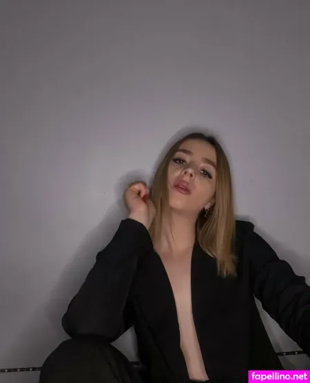 Martaswarowski OnlyFans Thumbnail #Ib1fqqD0y8