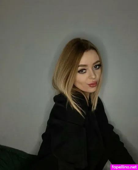 Martaswarowski OnlyFans Thumbnail #lTjHjKeeOJ