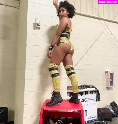 Marti Belle OnlyFans Thumbnail #2CtX4dDQU5