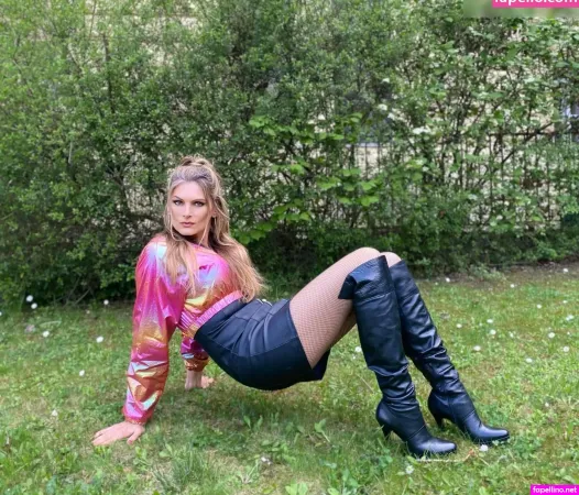 Martina Kaiser OnlyFans Thumbnail #2RVVJYItNm