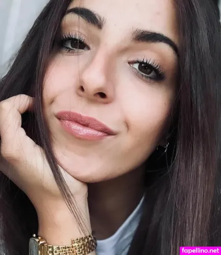 Martina L OnlyFans Thumbnail #53hIOLXqxF