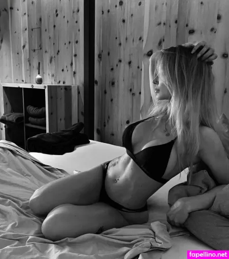 Martina Lackner Ehem Barbierella OnlyFans Thumbnail #LxOxViyS1s