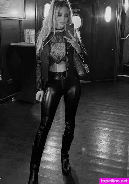 Martina Lackner Ehem Barbierella OnlyFans Thumbnail #TNmoloKybo