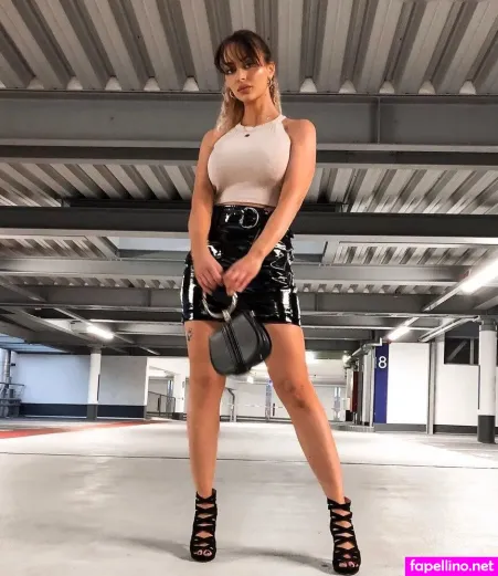Martina Lackner Ehem Barbierella OnlyFans Thumbnail #kNGNY3Me9Z