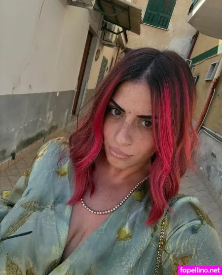 Martina Rolando OnlyFans Thumbnail #9jqDUNzFtM