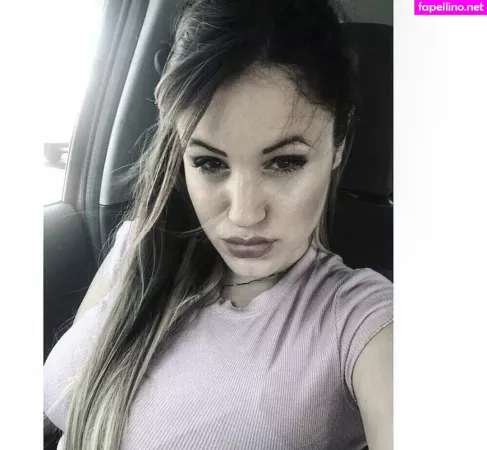 Martina Tomasso OnlyFans Thumbnail #FrnlOJZ7G1