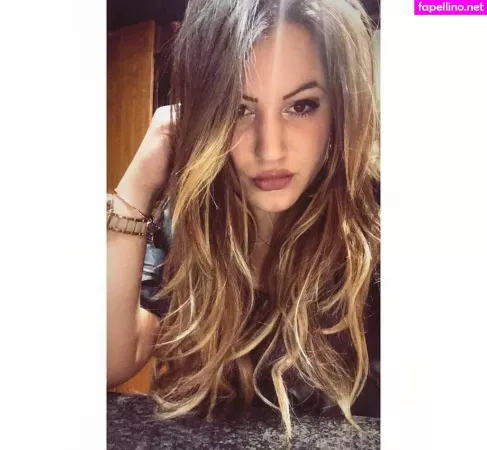 Martina Tomasso OnlyFans Thumbnail #tFQI1n2svz