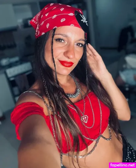 Martinaarias OnlyFans Thumbnail #CssX1j7Rak