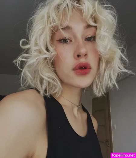 Martyniuk Mari OnlyFans Thumbnail #5gVWA8HbvA