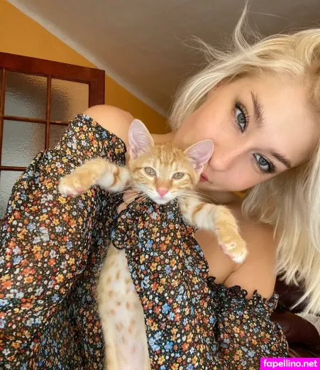 Martyniuk Mari OnlyFans Thumbnail #eAJpxibxeq