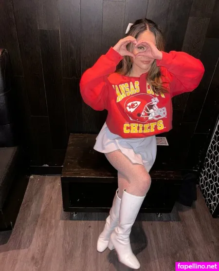 Marvel Mom OnlyFans Thumbnail #RhaIe5UP7w